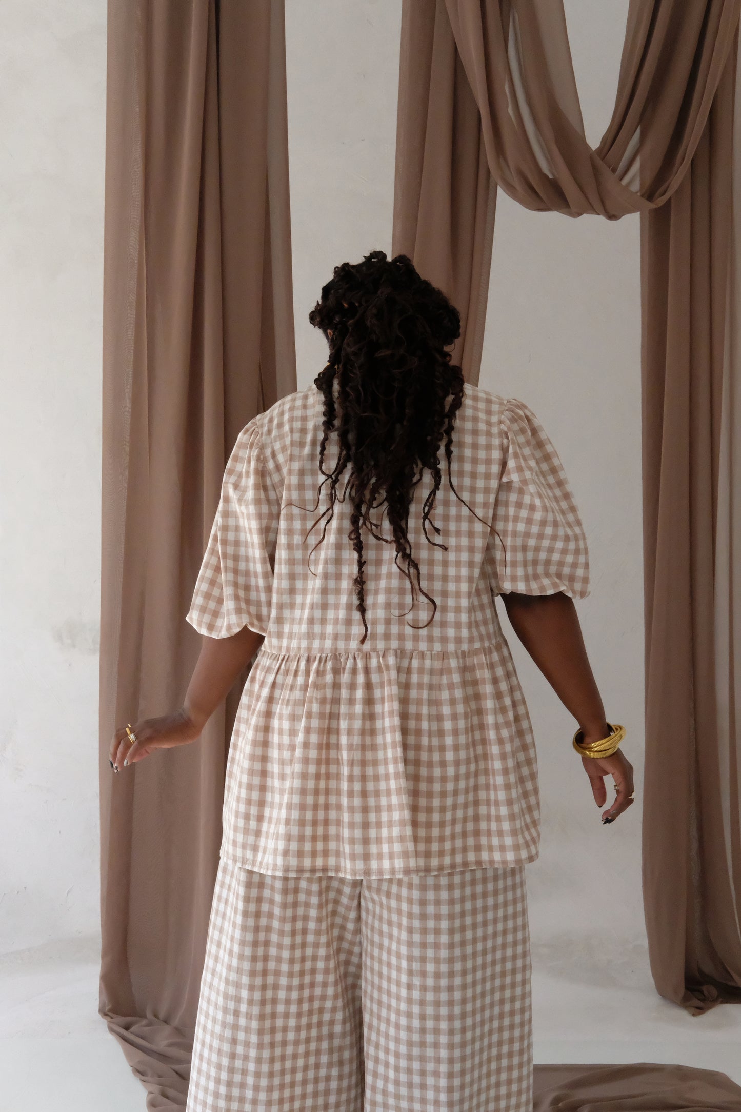 The SIENNA TIE TOP | Biscuit Check