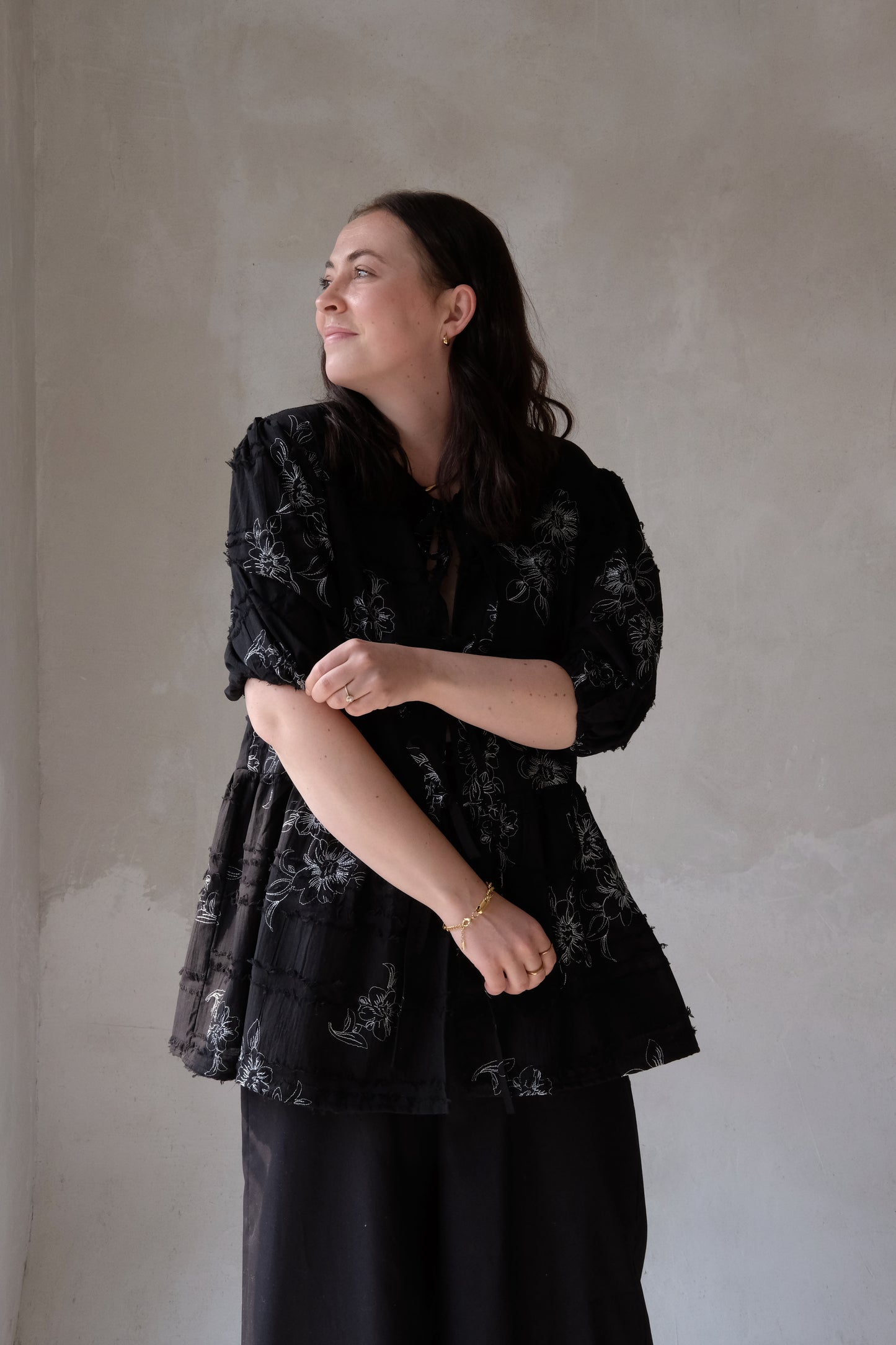 The SIENNA TIE TOP | Black Frill Flowers
