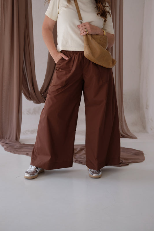 The SIENNA PANTS | Hot Chocolate