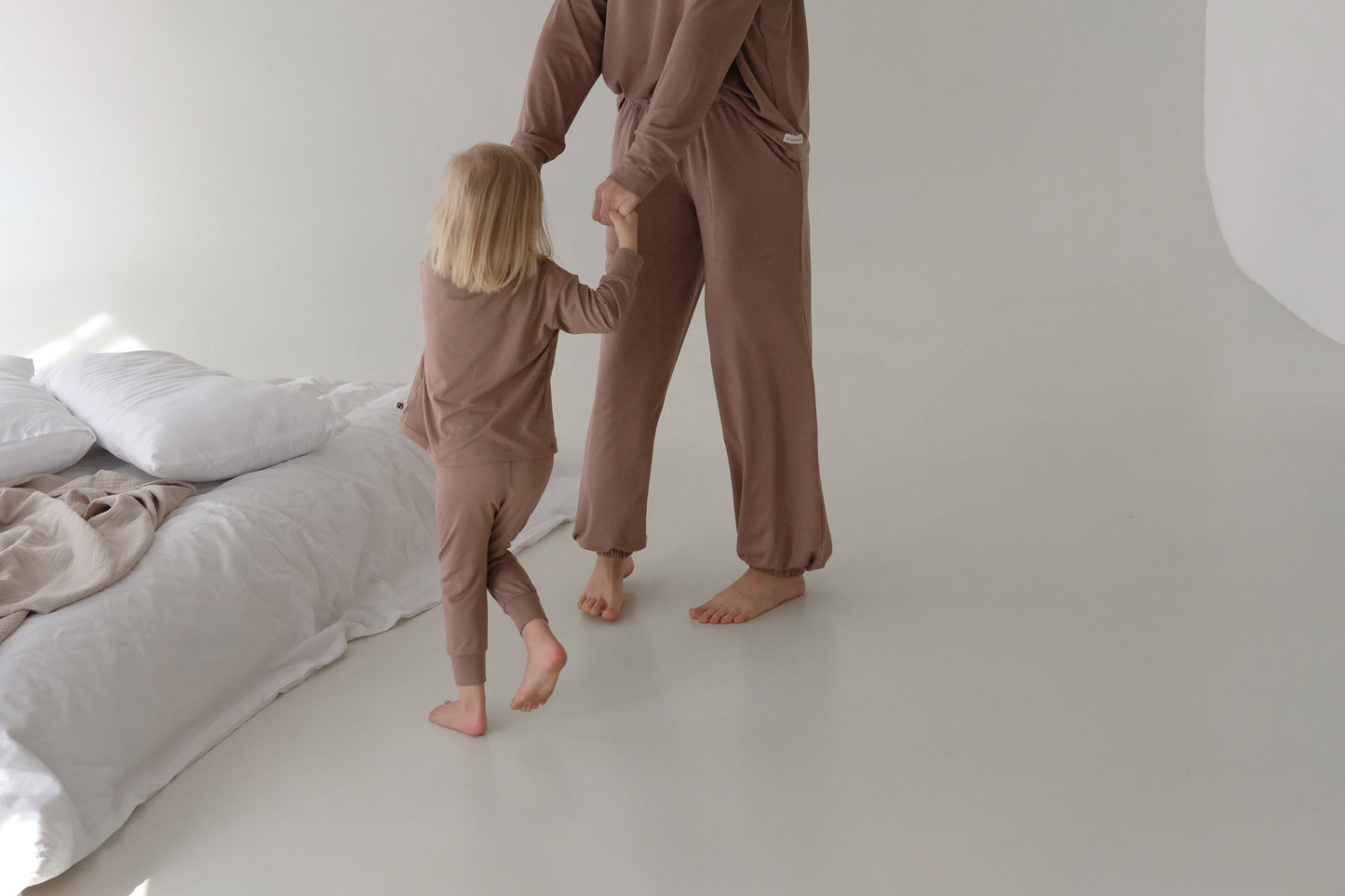 The SOFTEE BALLOON PANTS | Various Colors
