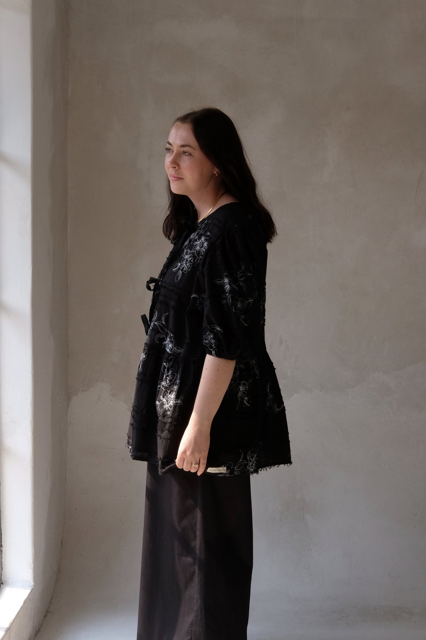 The SIENNA TIE TOP | Black Frill Flowers